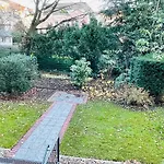 Exklusive 104 M2 Direkt Am Rhein 1 Km Von Der Messe Appartement *