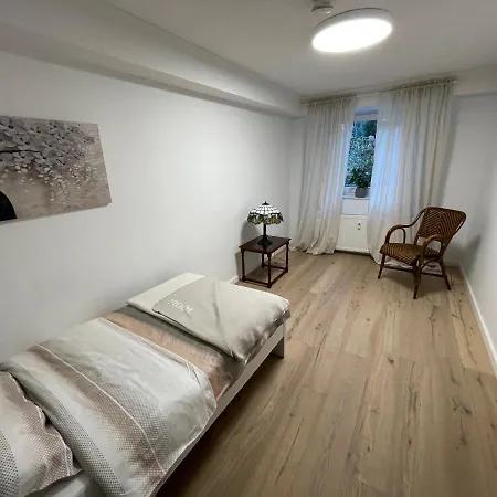 Exklusive 104 M2 Direkt Am Rhein 1 Km Von Der Messe Düsseldorf