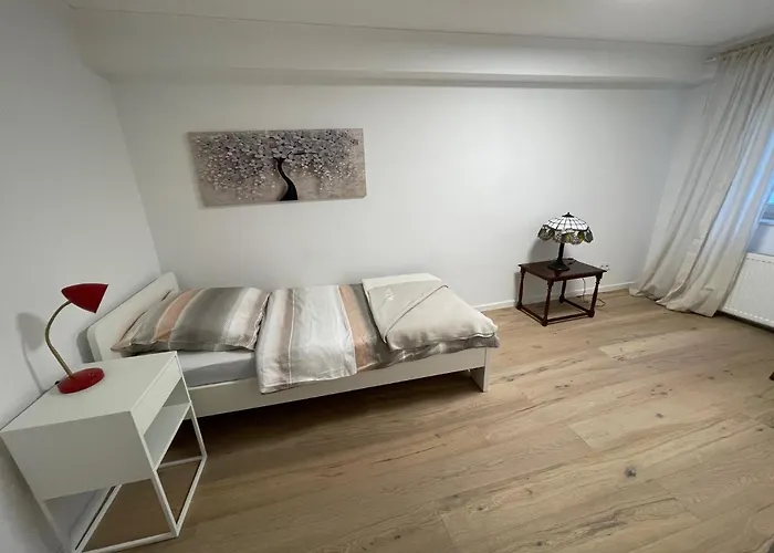 Exklusive 104 M2 Direkt Am Rhein 1 Km Von Der Messe Apartman